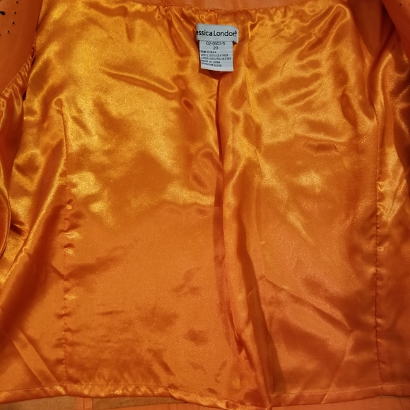 Jacket - Picture 2 of 4